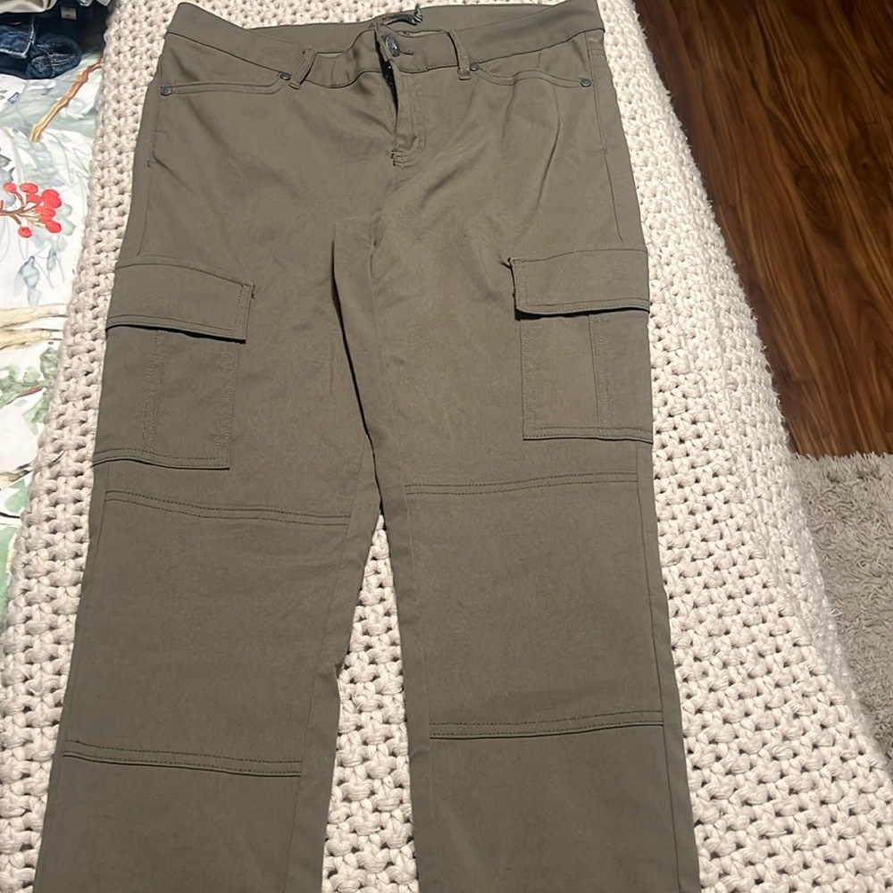 Prana cargo skinny size 6